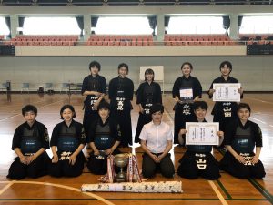 【部活動速報】中学女子剣道部宇井杯剣道大会優勝！