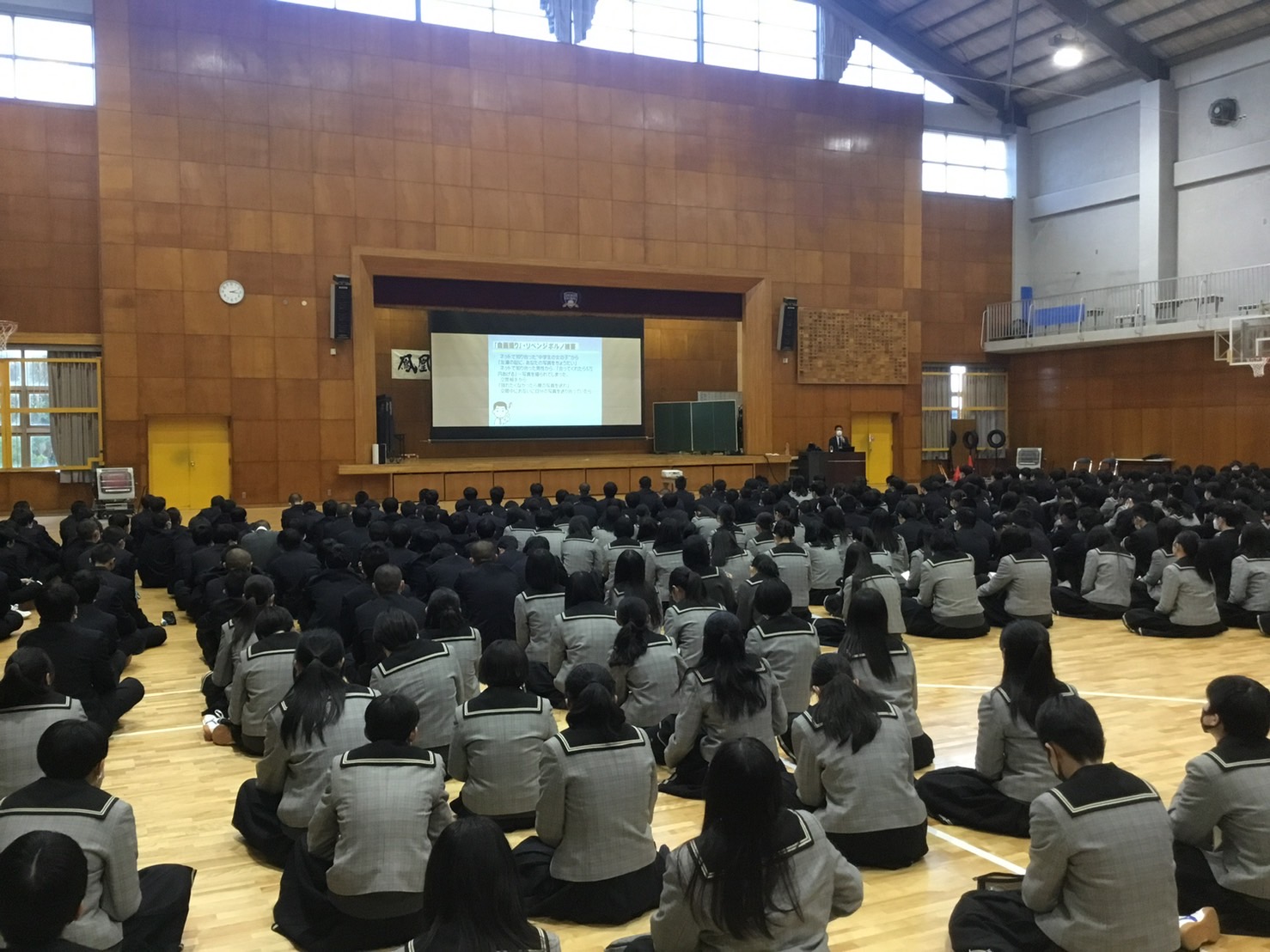 【翔凜中学校・高等学校】ネットモラル教育集会を開催しました。